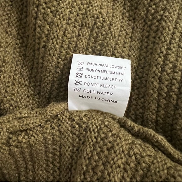 Lillusory Textured Olive Green Women's Sweater Cardigan Size S - Picture 4 of 5